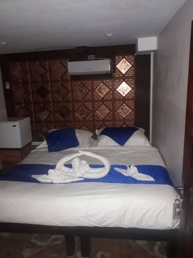 The President Hotel Нанди Экстерьер фото